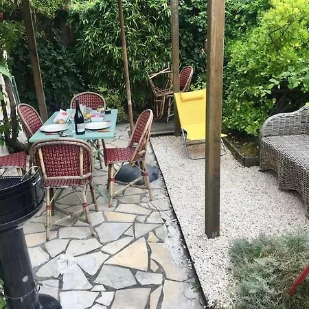 Le Nid Proche Semesterbostad *